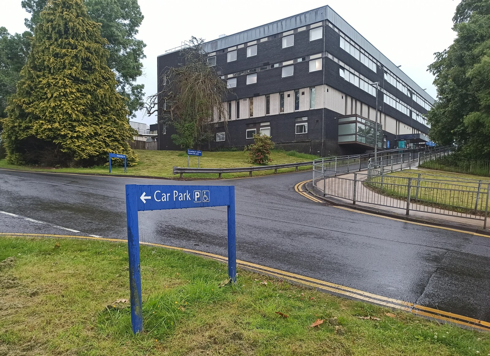 Renfrewshire still Scotland's best at getting older patients home from hospital