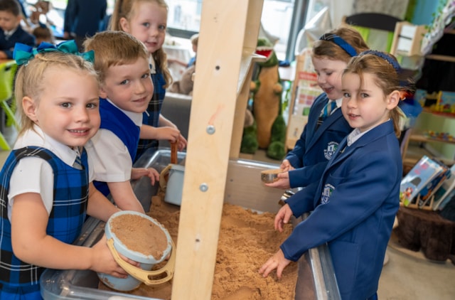 First day excitement for children starting school in Renfrewshire