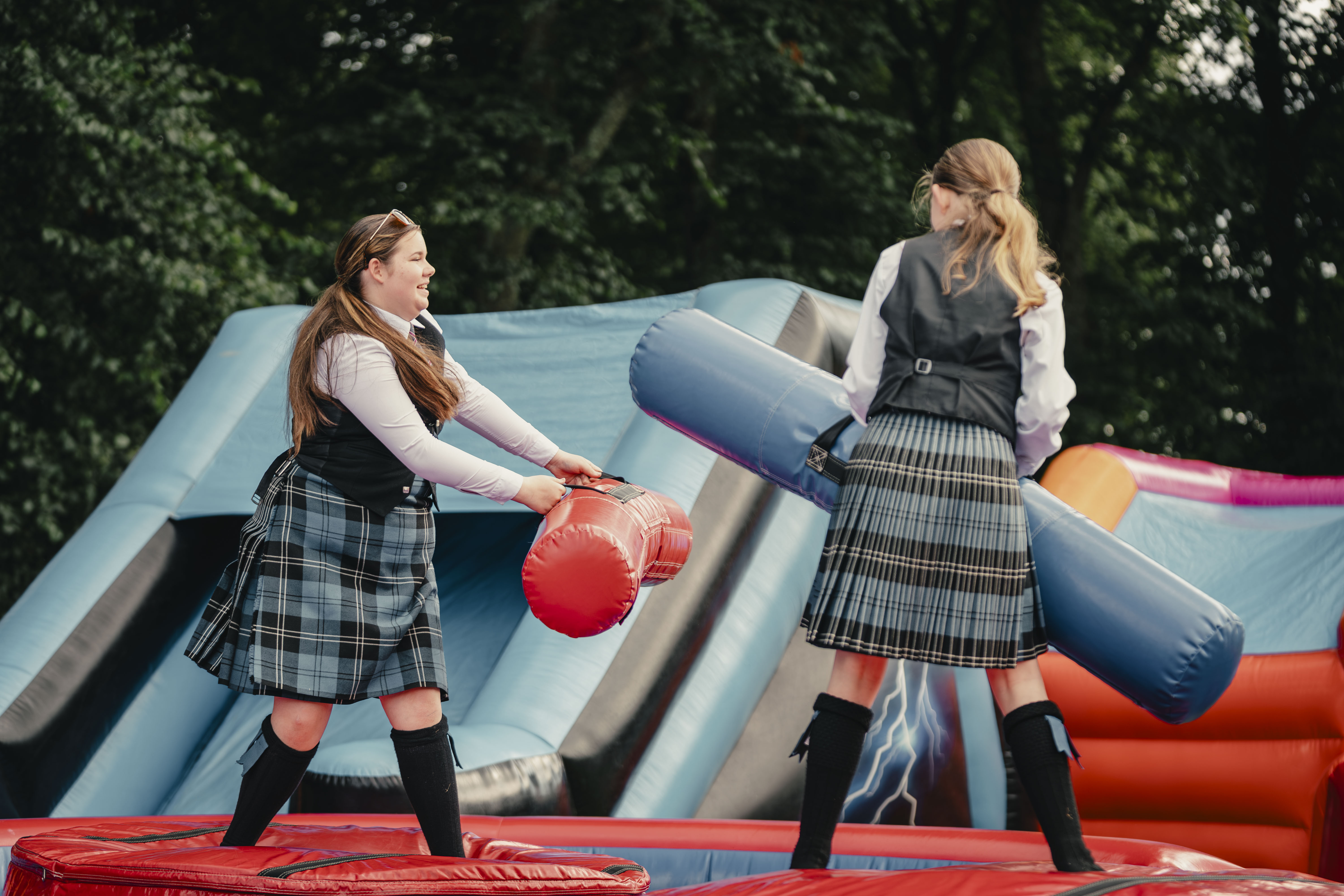 Renfrew hosts top piping talent