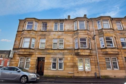 2 bedroom flat to rent, Lang Street, Renfrewshire PA1